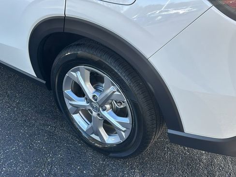 Certified 2025 Honda HR-V LX image 9