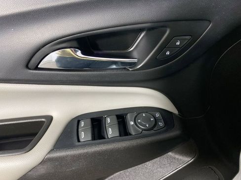 Used 2019 Chevrolet Equinox LT image 13