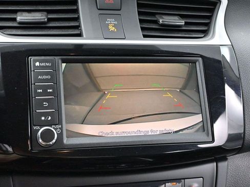 Used 2019 Nissan Sentra SV FWD image 19
