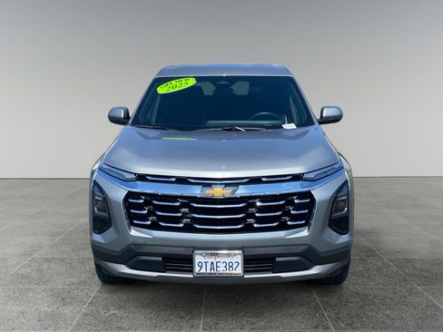 Used 2025 Chevrolet Equinox LT FWD image 8