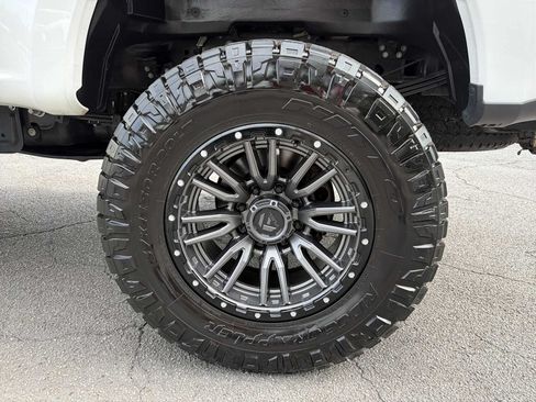 Used 2026 Ford F350 Platinum w/ Platinum Plus Package AWD/4WD image 18