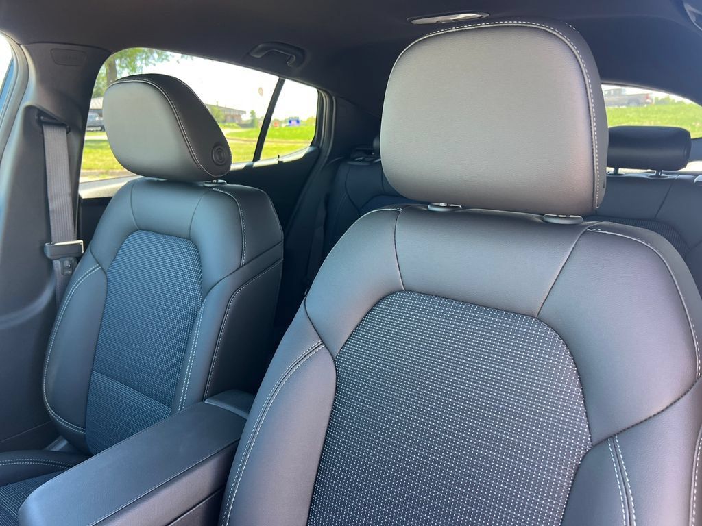 New 2026 Buick Envista Preferred w/ Convenience I Package FWD image 9