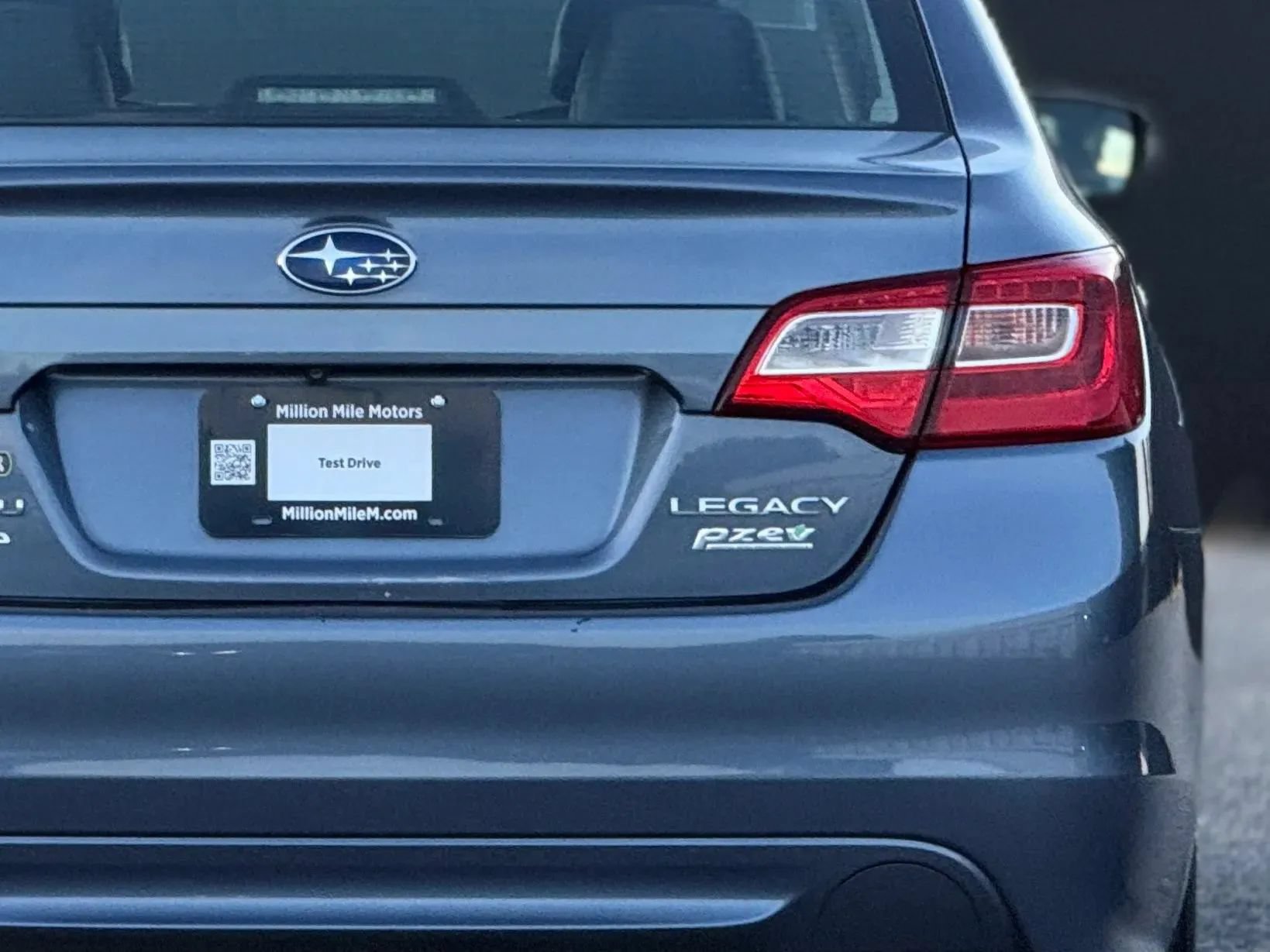 Used 2016 Subaru Legacy 2.5i Limited AWD/4WD image 14