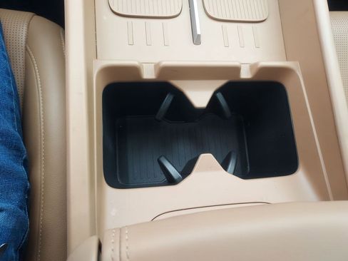 Used 2025 Hyundai Santa Fe Limited FWD image 18