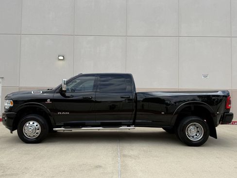 Used 2019 RAM 3500 Laramie AWD/4WD image 2