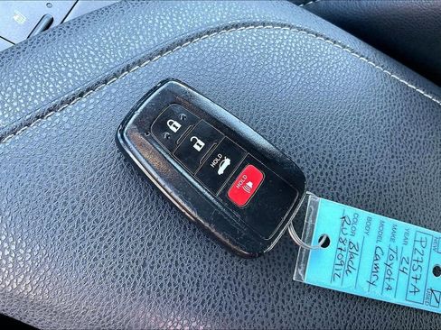Used 2024 Toyota Camry XSE FWD image 11