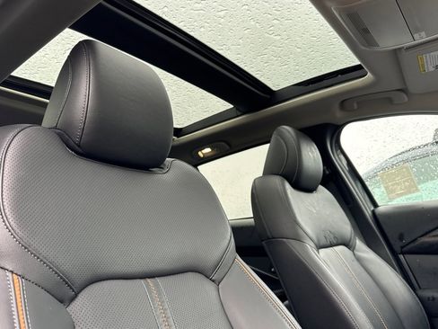 Used 2025 MAZDA CX-50 AWD 2.5 S w/ Premium Plus Pkg image 17