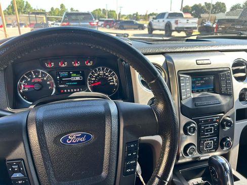 Used 2013 Ford F150 FX4 w/ Mid Equipment Group AWD/4WD image 27