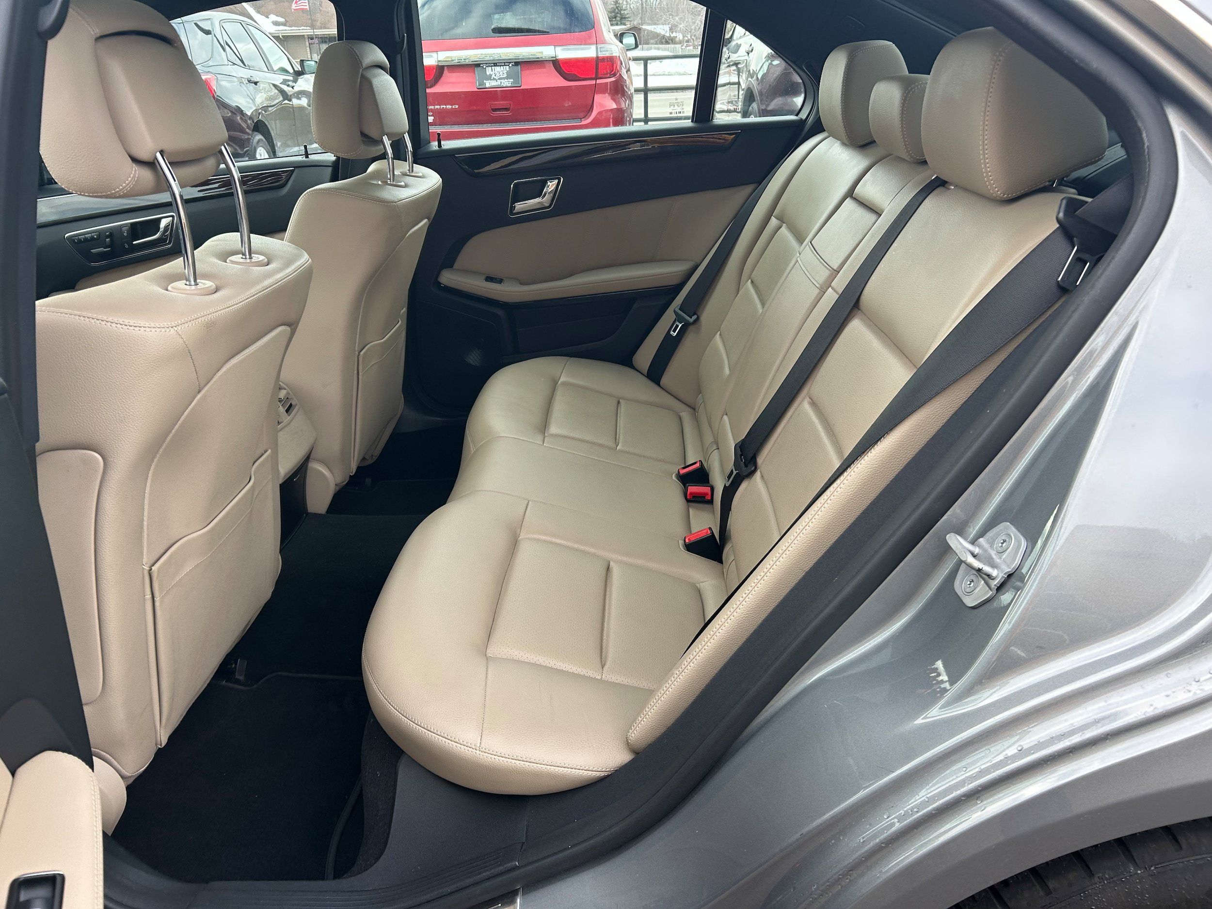 Used 2011 Mercedes-Benz E 350 Sedan image 5