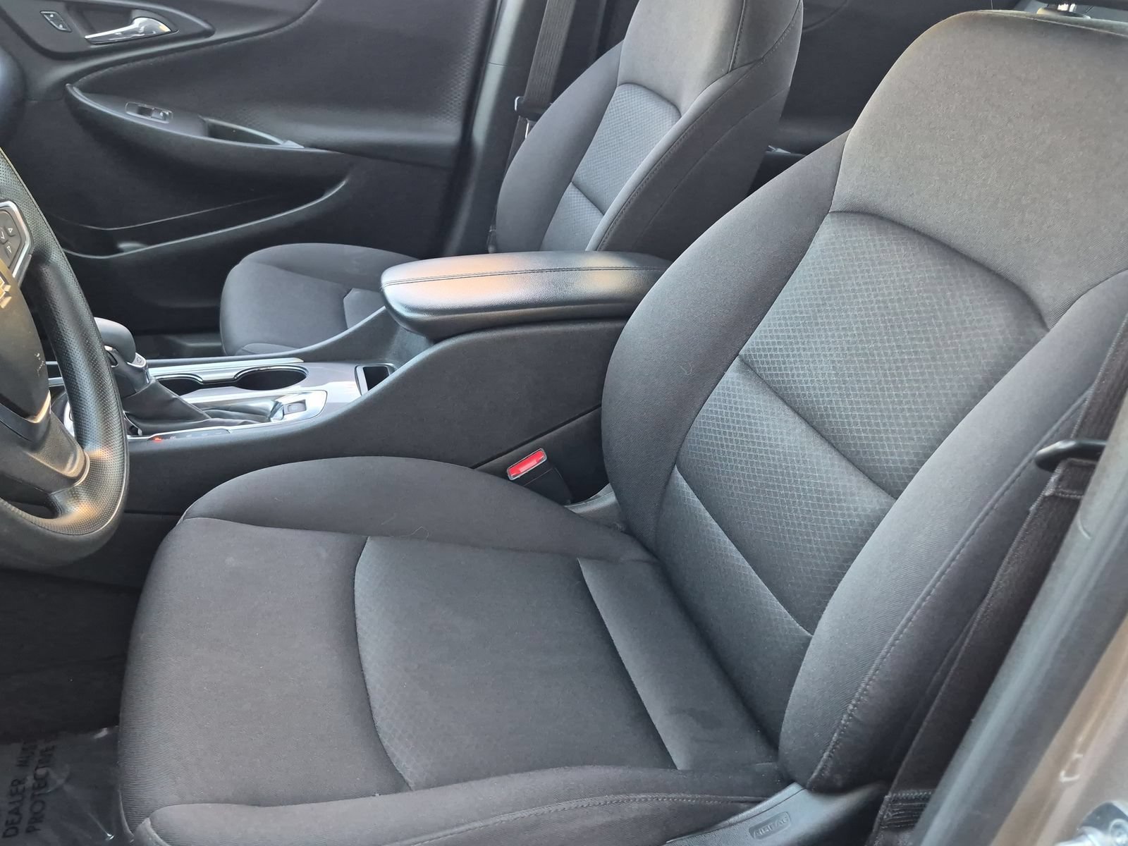 Used 2025 Chevrolet Malibu LT FWD image 17