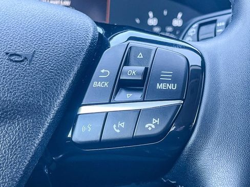 Used 2021 Ford Escape SE w/ SE Sport Appearance Package image 21