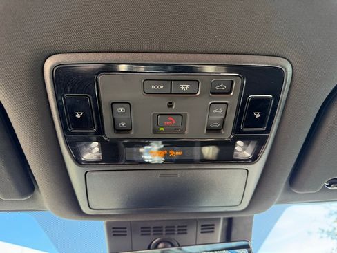 Used 2024 Toyota Grand Highlander MAX Platinum image 19