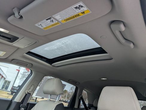 Used 2023 Honda CR-V EX image 20