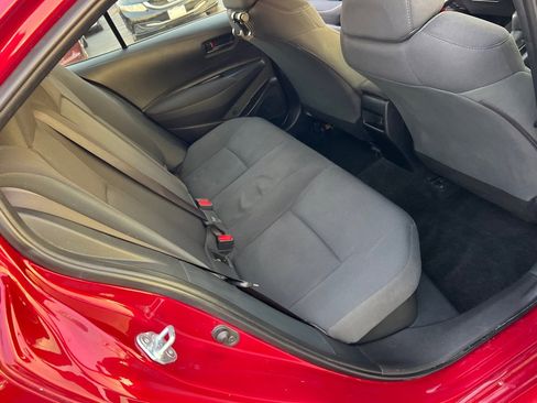 Used 2022 Toyota Corolla LE image 15