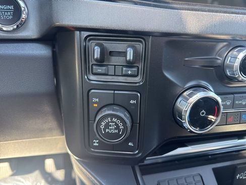 New 2026 Ford F350 Platinum w/ Tremor Off-Road Package image 44