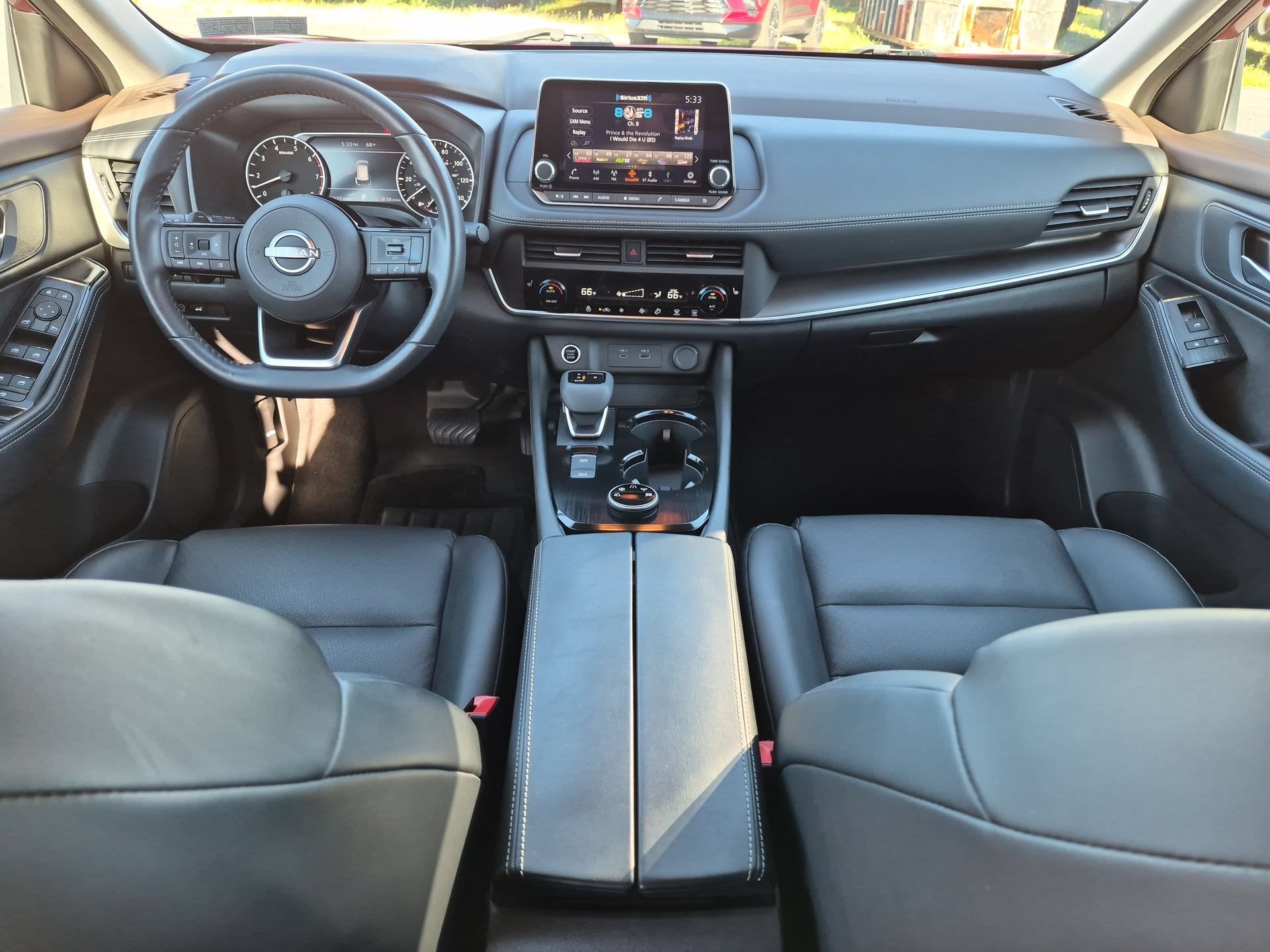 Used 2023 Nissan Rogue SV w/ SV Premium B Package AWD/4WD image 20