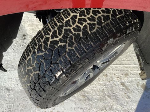 Used 2024 Chevrolet Silverado 1500 RST w/ Convenience Package II image 21