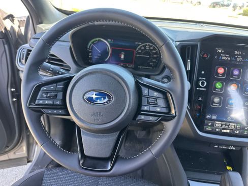 Used 2025 Subaru Forester Premium image 17