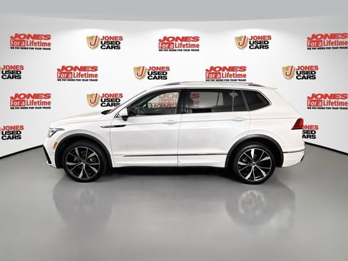 Used 2024 Volkswagen Tiguan SEL R-Line AWD/4WD image 14