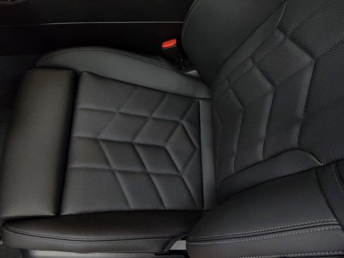 New 2026 BMW i5 eDrive40 w/ Executive Package image 20