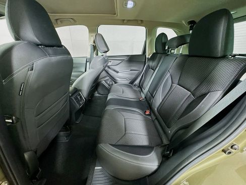Used 2023 Subaru Forester Premium AWD/4WD image 29