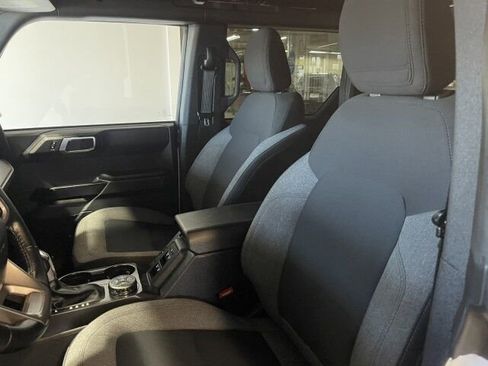 Used 2025 Ford Bronco Big Bend image 9