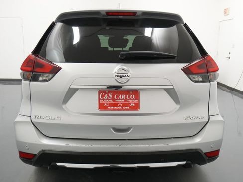 Used 2020 Nissan Rogue SV AWD/4WD image 7
