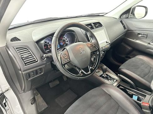 Used 2024 Mitsubishi Outlander Sport SE AWD/4WD image 18