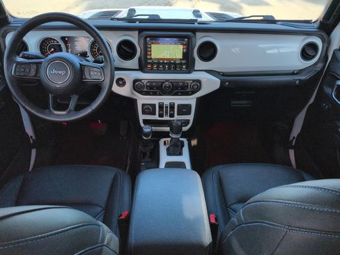 Used 2023 Jeep Gladiator Sport AWD/4WD image 14