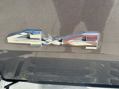 Used 2023 Toyota Tundra Limited image 12