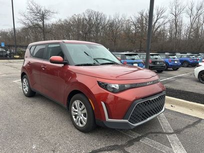 Used 2023 Kia Soul LX