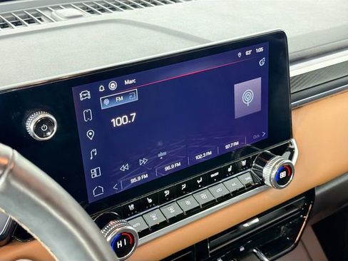 Used 2024 GMC Canyon AT4 w/ AT4 Premium Package image 15