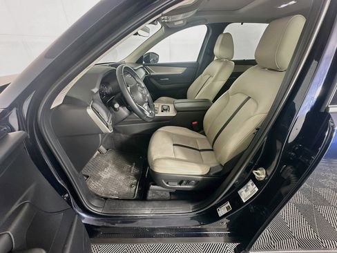 Used 2024 MAZDA CX-90 Plug-In Hybrid w/ Preferred AWD/4WD image 13