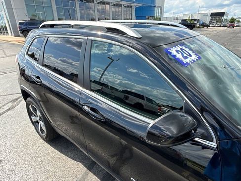 Used 2020 Jeep Cherokee Limited AWD/4WD image 14