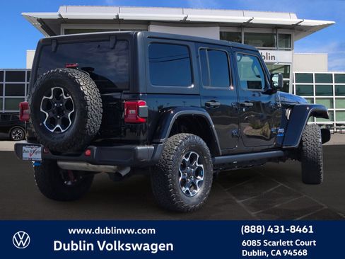 Used 2023 Jeep Wrangler Unlimited Rubicon 4xe AWD/4WD image 4