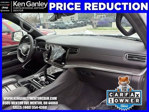 Used 2022 Jeep Wagoneer Series III w/ Premium Group I image 28