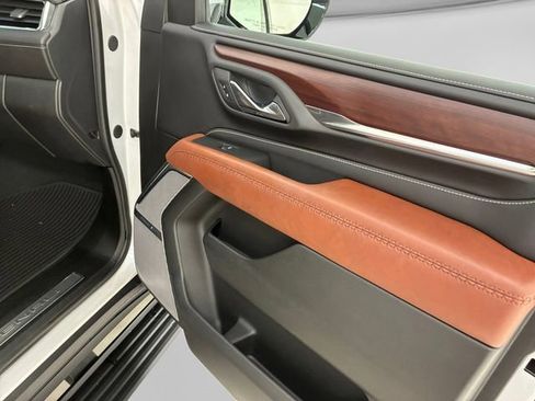 Used 2024 GMC Yukon Denali Ultimate image 15