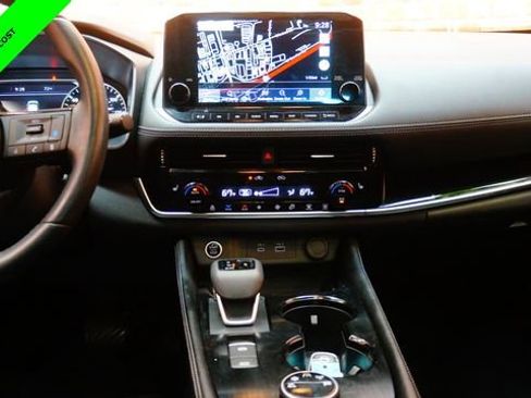 Certified 2023 Nissan Rogue SL w/ SL Premium Package image 36
