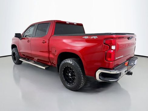 Used 2021 Chevrolet Silverado 1500 LT AWD/4WD image 6