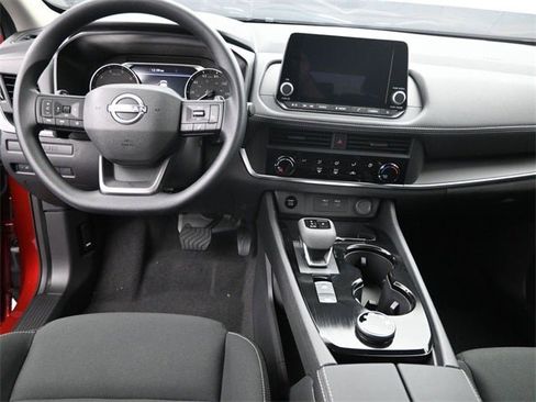 New 2026 Nissan Rogue S image 10