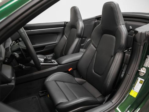 New 2026 Porsche 911 Carrera 4S AWD/4WD image 5