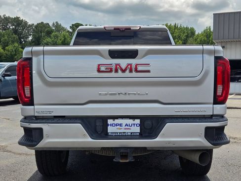 Used 2020 GMC Sierra 2500 Denali w/ Denali Ultimate Package AWD/4WD image 4