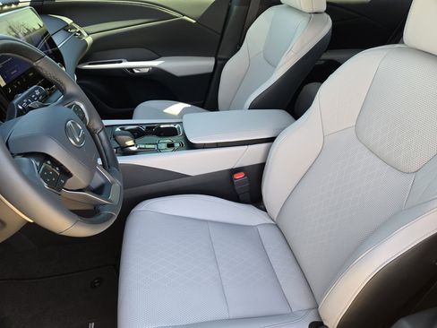 New 2026 Lexus RX 350 FWD image 8