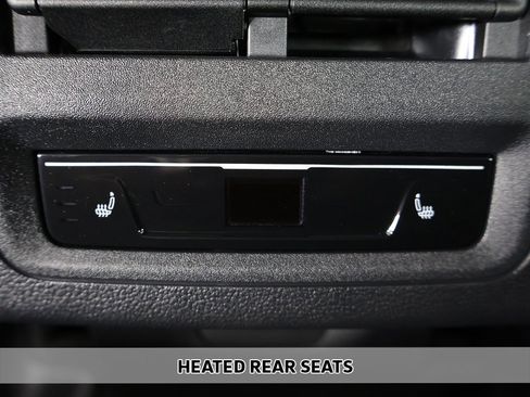 Used 2025 Volkswagen Golf R Black Edition image 10