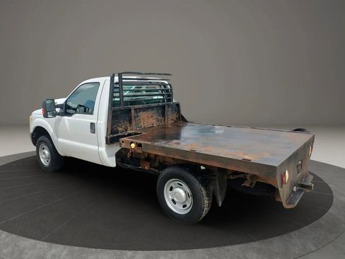 Used 2011 Ford F250 XL w/ PWR Equipment Group image 6
