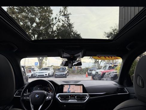 Used 2019 BMW 330i Sedan w/ Convenience Package image 21