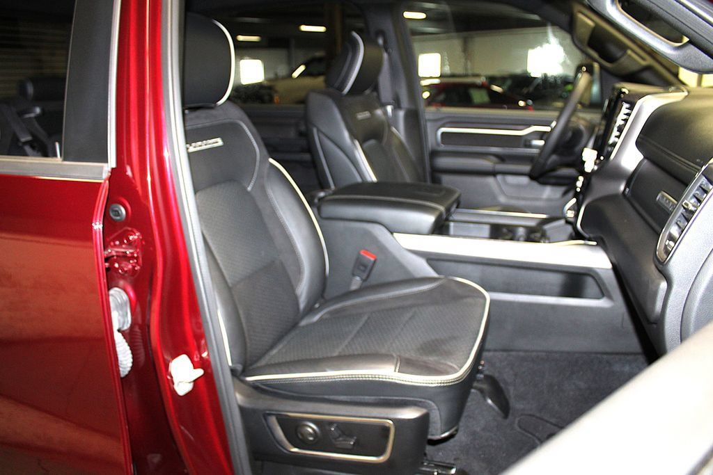 Certified 2026 RAM 1500 Laramie AWD/4WD image 33