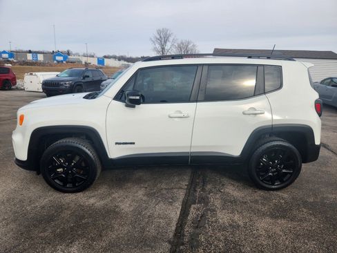 Used 2023 Jeep Renegade Altitude w/ Sun/Sound Group image 2