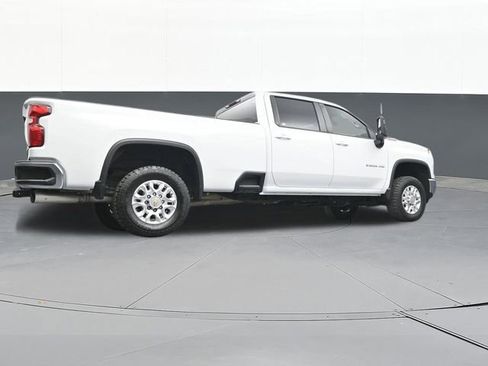 Used 2024 Chevrolet Silverado 2500 LT AWD/4WD image 49
