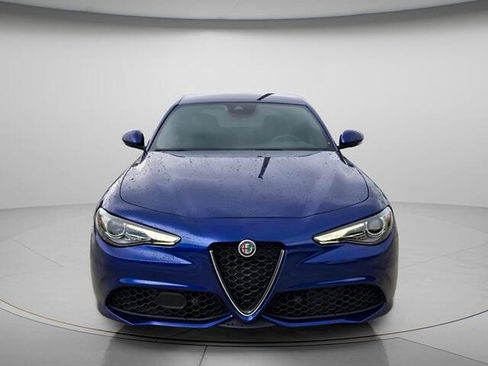 Used 2022 Alfa Romeo Giulia Sprint RWD image 4